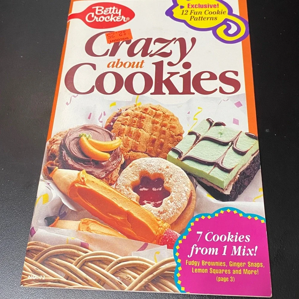 Betty Crocker Holiday and Cookie Recipe Collection